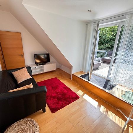 Messe, Uniklinikum, Grugapark - Charmante Wohnung Mit Dachterrasse In Guter Lage 에센 외부 사진