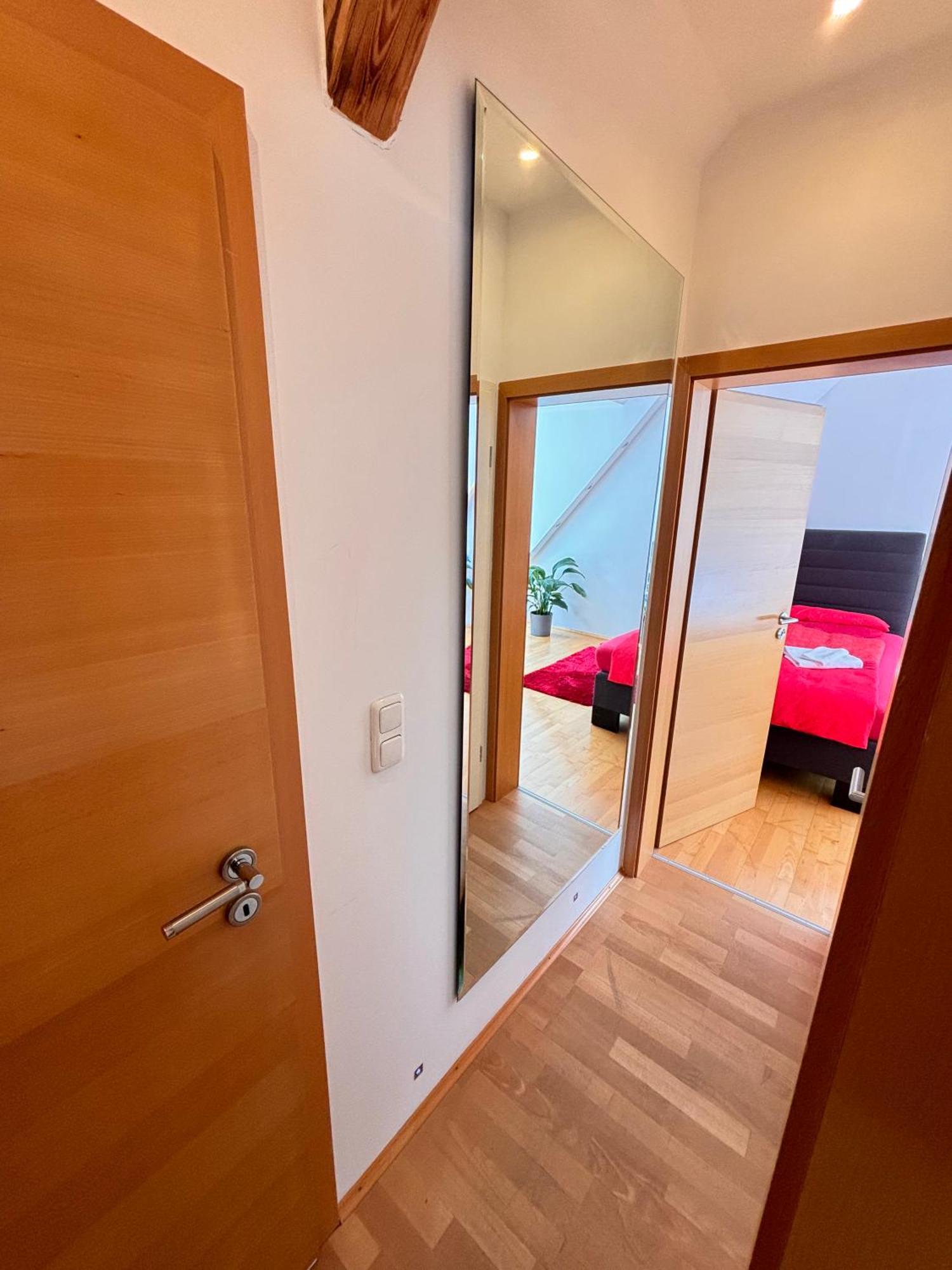 Messe, Uniklinikum, Grugapark - Charmante Wohnung Mit Dachterrasse In Guter Lage 에센 외부 사진