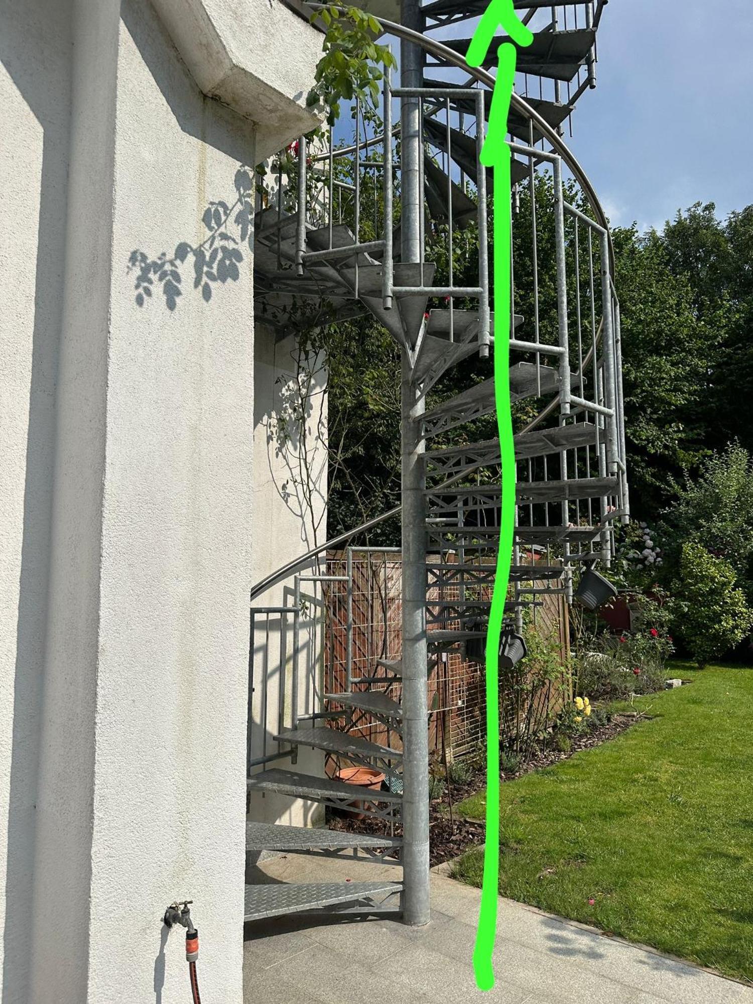 Messe, Uniklinikum, Grugapark - Charmante Wohnung Mit Dachterrasse In Guter Lage 에센 외부 사진